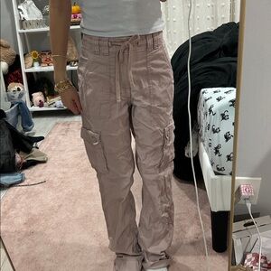 Women’s Light Pink Ultra High-Rise Dad Cargo Pants​